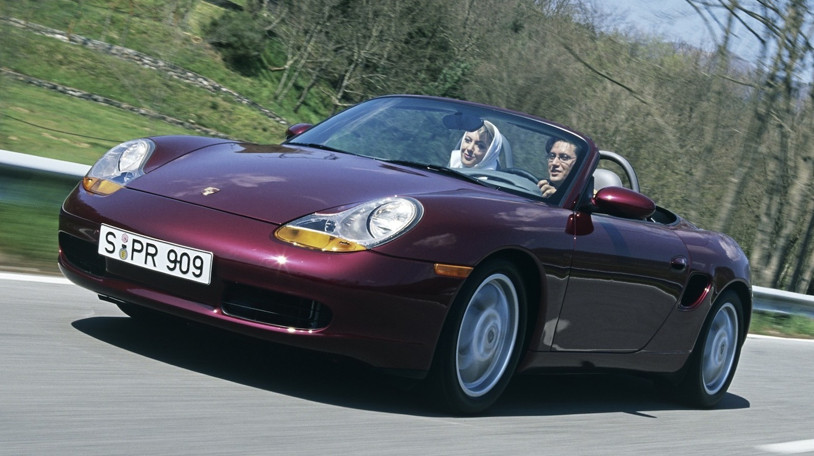 ¿Qué modelo salvó a Porsche de la quiebra en los años 90?