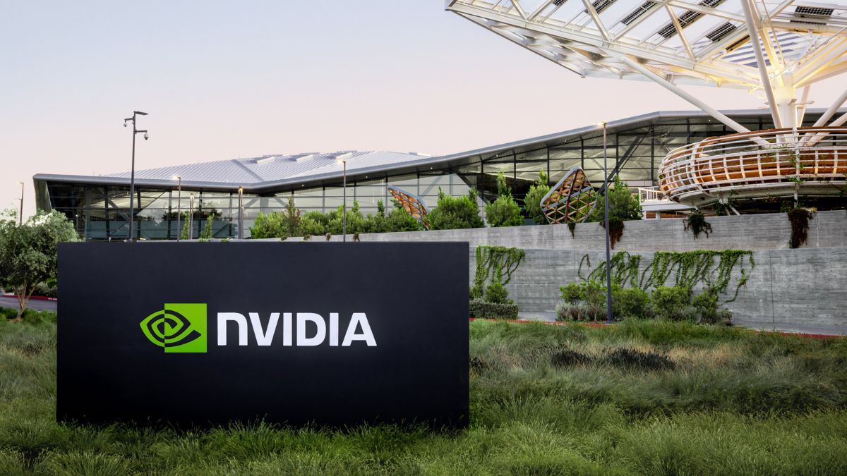 Se informa que Nvidia se está centrando en la IA incorporada y la robótica en medio de la creciente competencia en el mercado de chips de IA