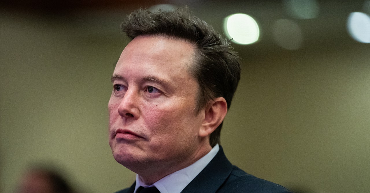 La SEC está demandando a Elon Musk. Todo está en el tiempo