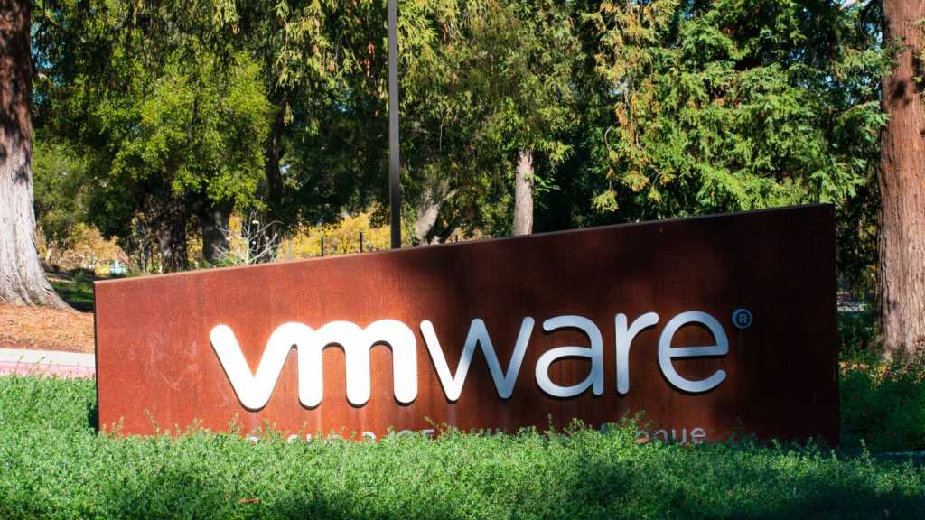 VMware ofrece soluciones a vulnerabilidades severas en VMware Aria