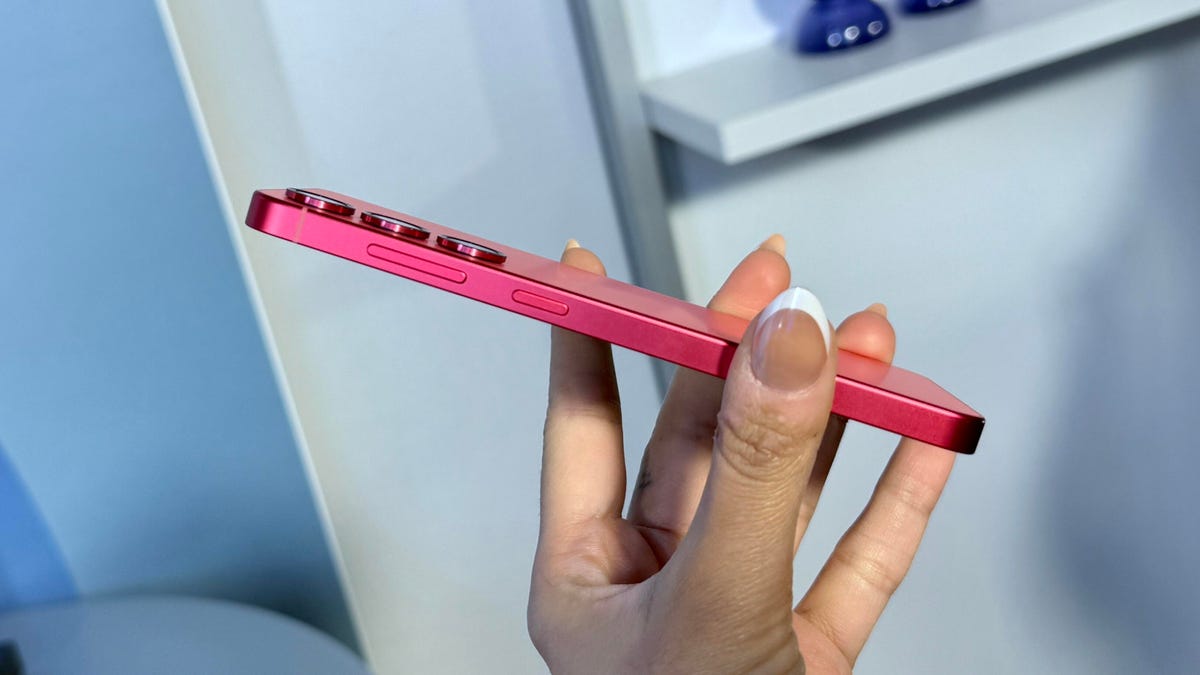 El Samsung Galaxy S25 Edge fue furtivamente el mejor anuncio en Unpacked 2025