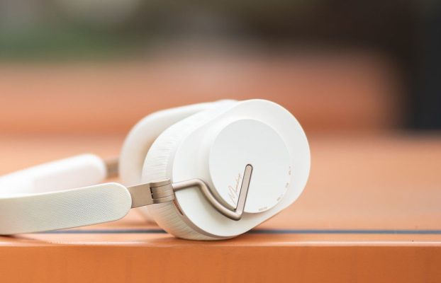 Los auriculares inalámbricos económicos Edge de Moondrop tienen todas las funciones que deseo, en un diseño elegante