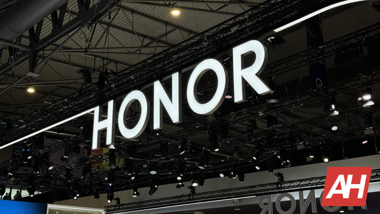 El CEO de HONOR, Zhao Ming, dimite por motivos personales