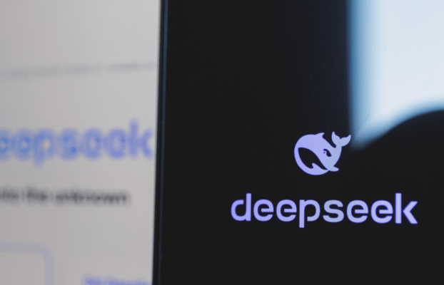 Hype sobre la nueva aplicación de IA Deepseek hace que el precio de las acciones de Nvidia se desplome