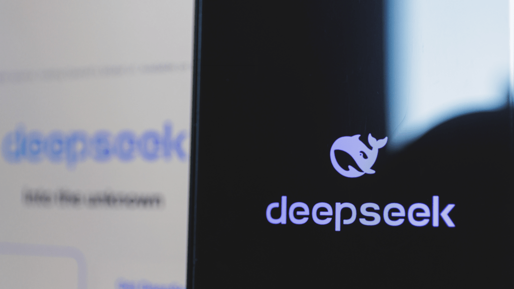 Hype sobre la nueva aplicación de IA Deepseek hace que el precio de las acciones de Nvidia se desplome