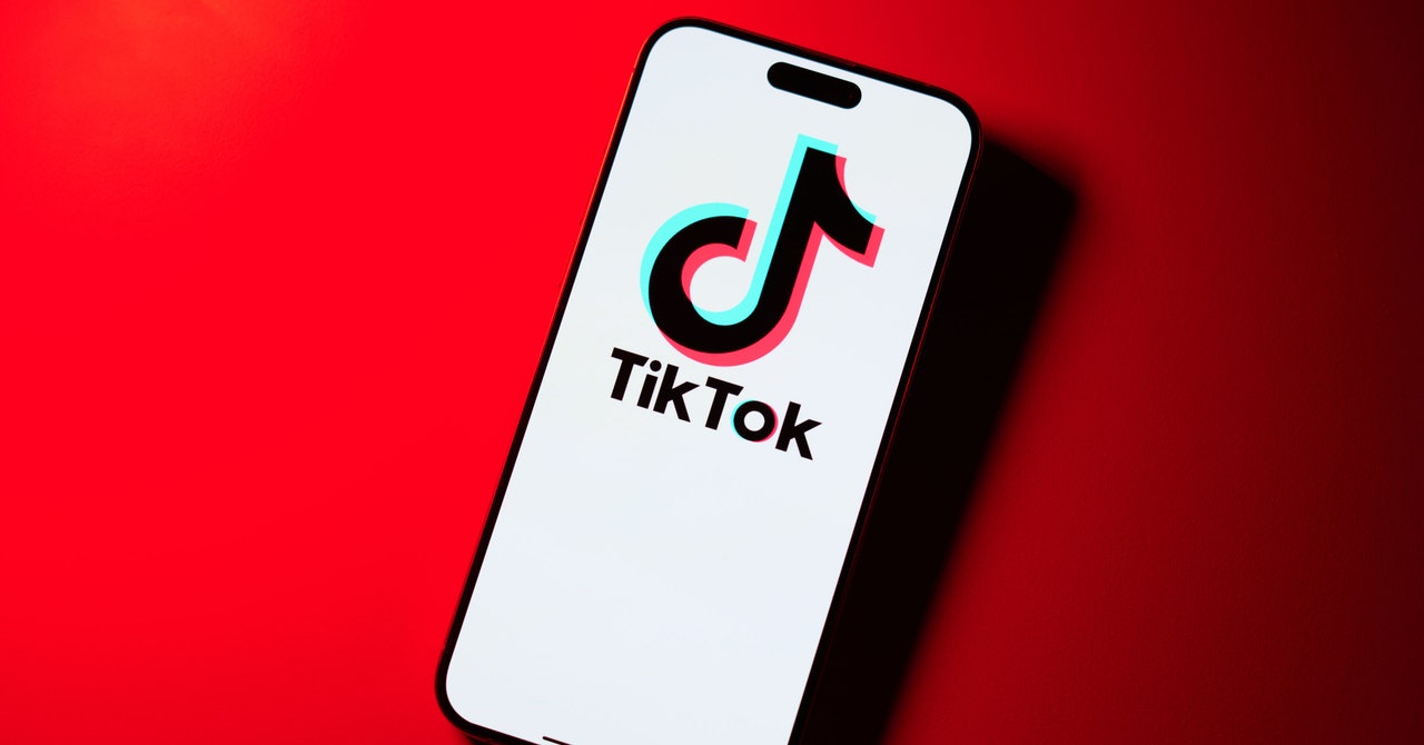 Los vendedores de eBay venden teléfonos usados ​​con TikTok preinstalado por miles de dólares