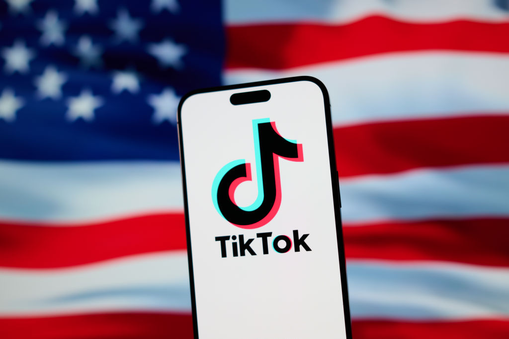 Trump dice que el nuevo fondo de riqueza soberana de los Estados Unidos podría comprar Tiktok