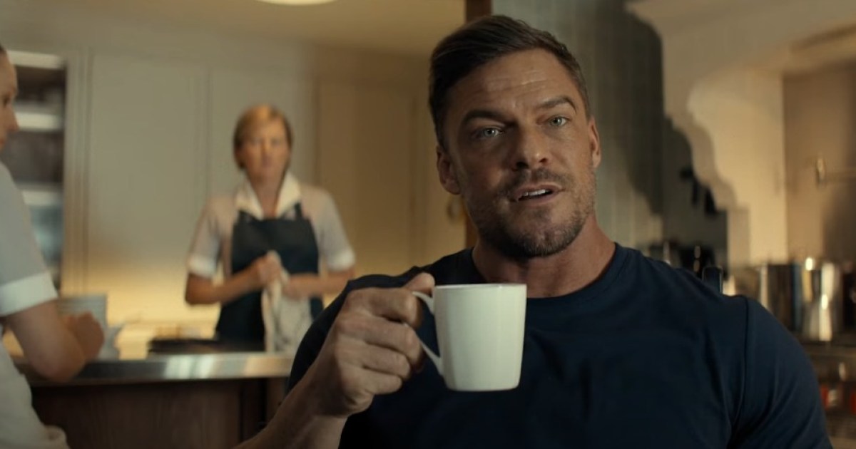 Prepara el café: la temporada 3 de Reacher ya tiene tráiler