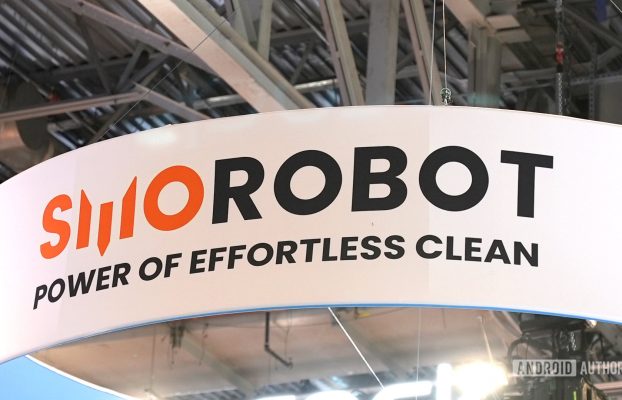 SMOROBOT lleva potentes robots limpiadores de piscinas inalámbricos a CES 2025