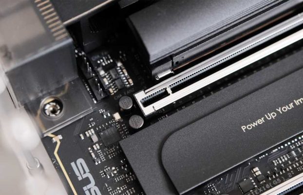 Asus dice que no te preocupes por las GPU rayadas por las ranuras PCIe de L-Lelease Q