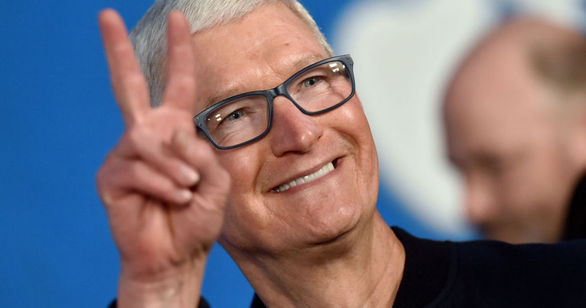 Tim Cook alaba a DeepSeek: es eficiente y bueno