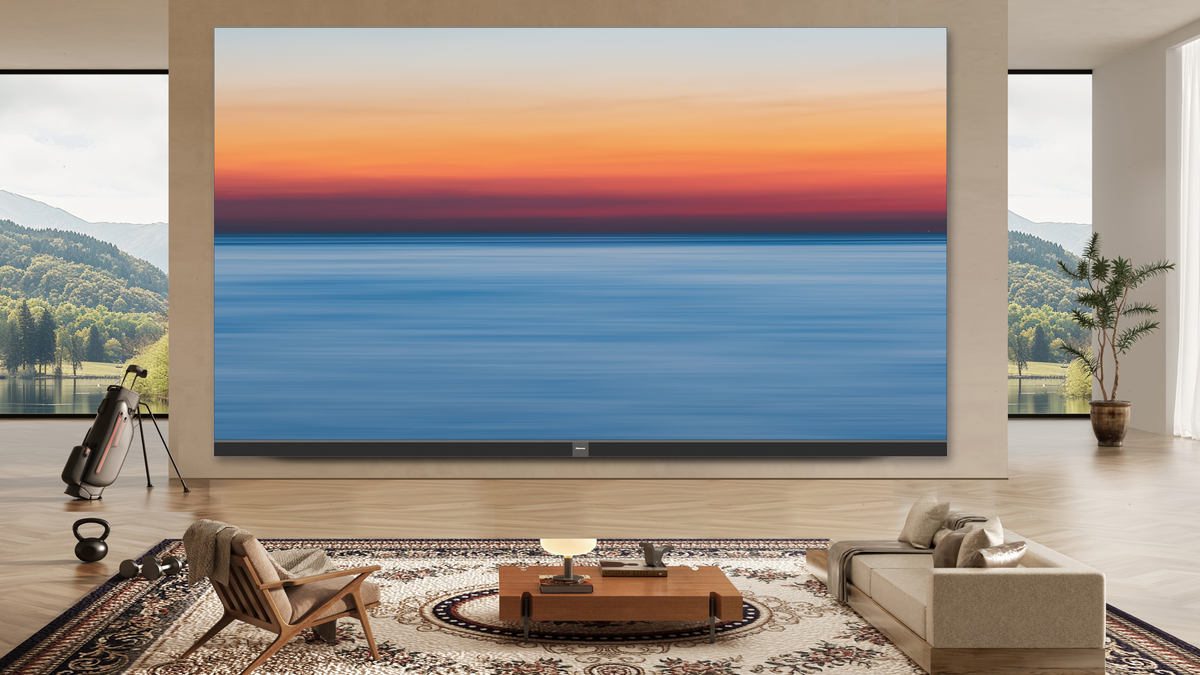 Los televisores Hisense 2025 son realmente grandes, incluido un televisor mini-LED de 116 pulgadas, el más grande hasta ahora