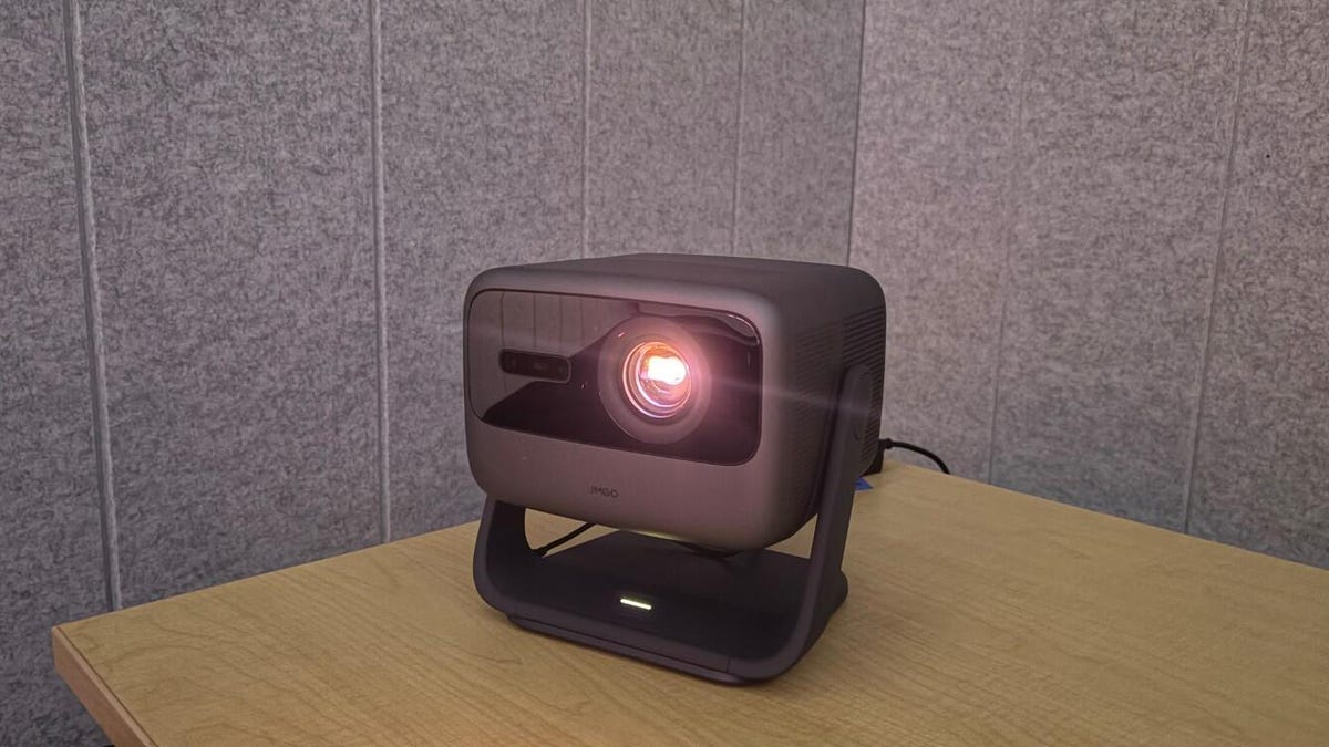 Este proyector 4K ofrece una experiencia de visualización inmersiva que puede reemplazar mi televisor