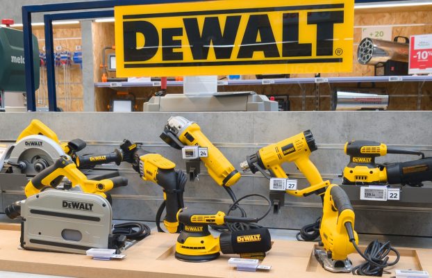 ¿Cuánto dura la garantía de las herramientas y baterías DeWalt?