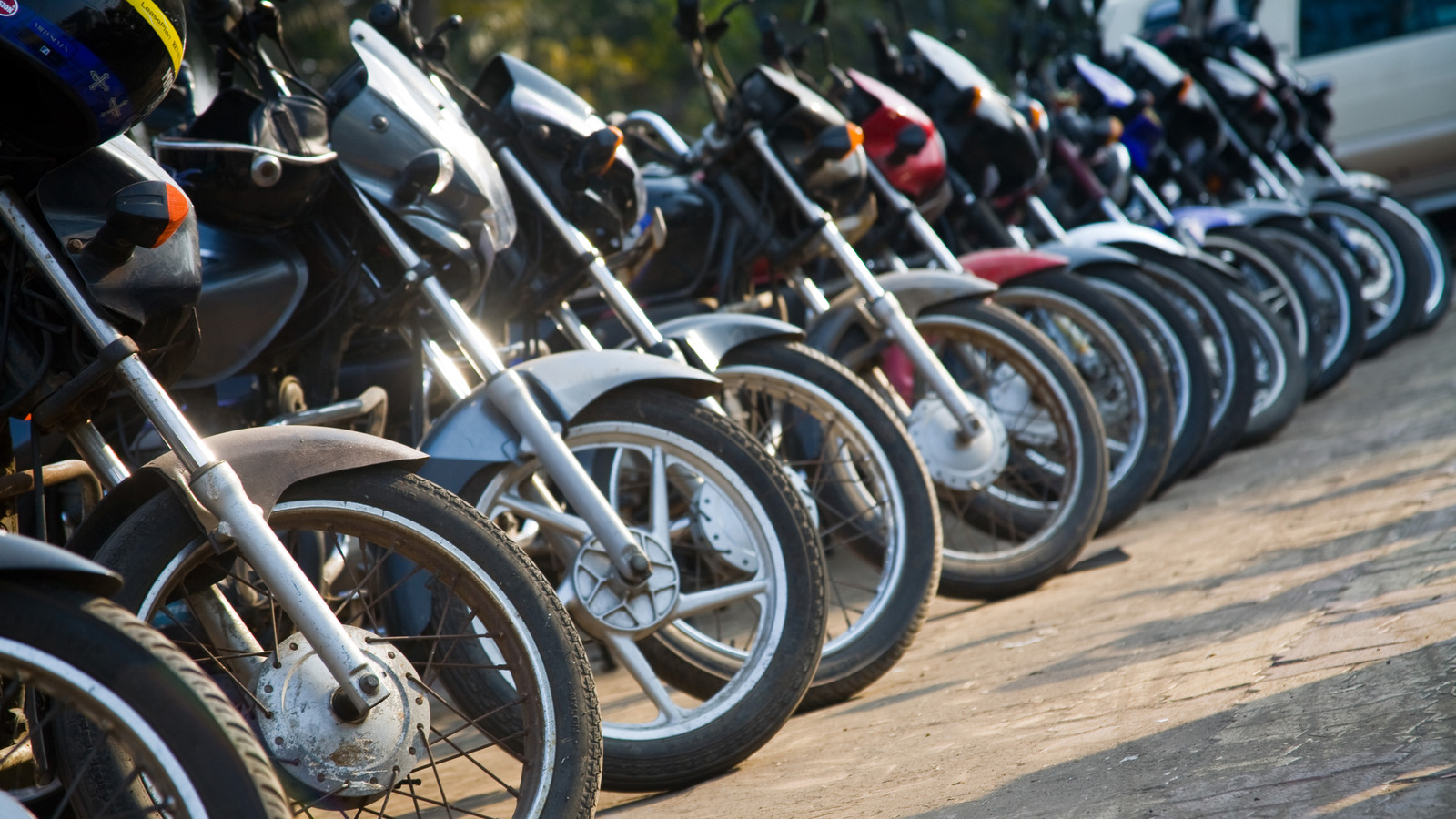 3 rastreadores GPS altamente calificados para controlar su motocicleta
