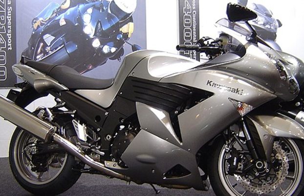 ¿Es real la Kawasaki ZZR 1500 2025?