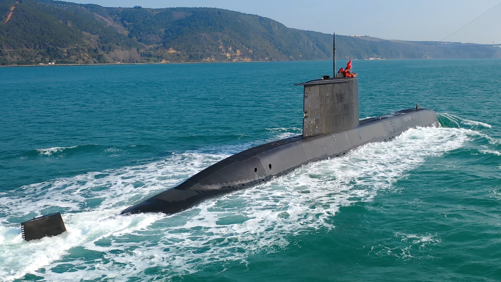 ¿Los submarinos militares tienen vainas de escape? Así es como la tripulación sale de forma segura