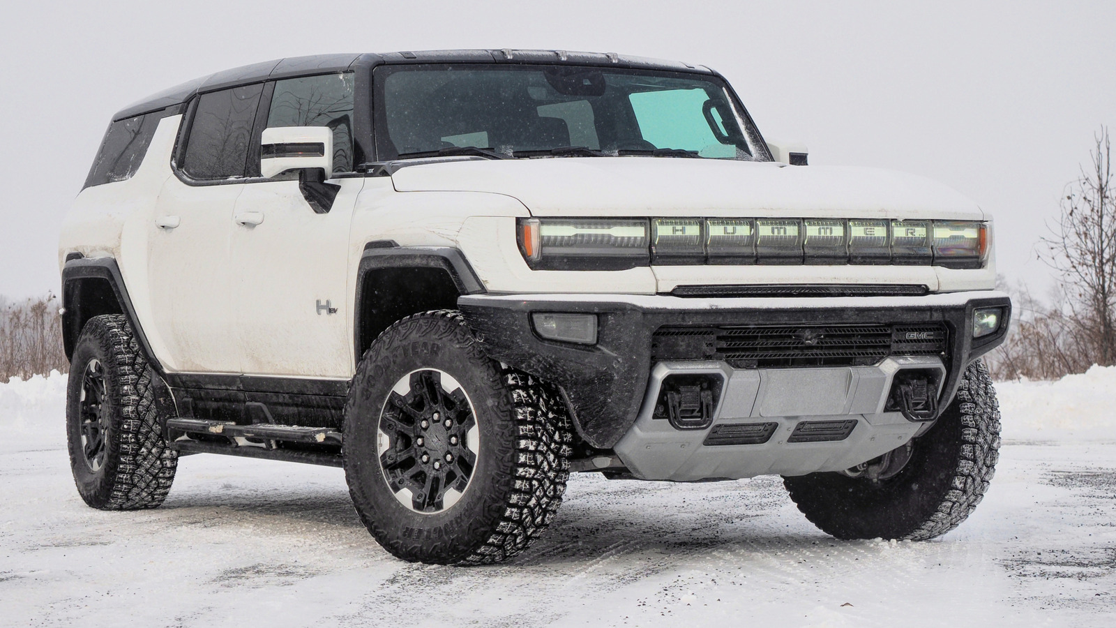 ¿Qué tan malo es el nuevo Hummer EV SUV? Es complicado