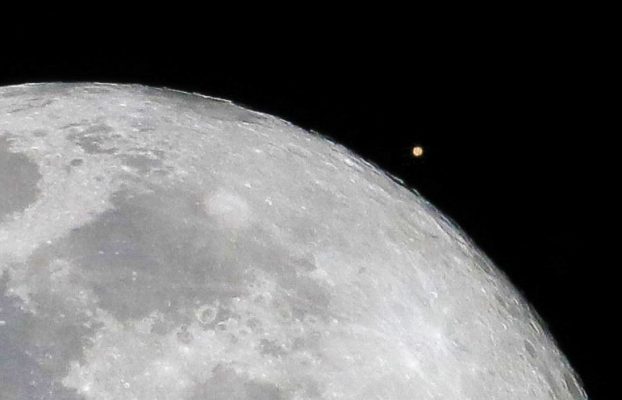 Anoche hubo un disparo directo desde la Tierra a la Luna y Marte