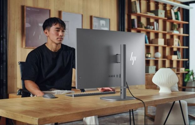 HP da rienda suelta a su rival del iMac de Apple, uno que puede incluso ‘cargar y controlar’ un portátil; y estamos ansiosos por revisarlos