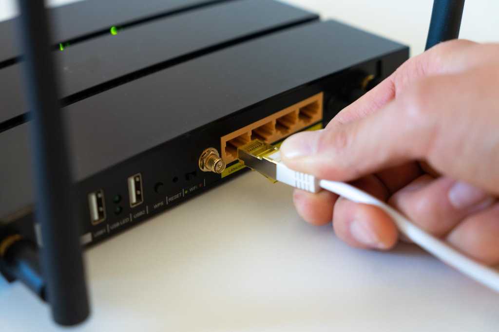 6 usos sorprendentemente útiles para el puerto USB en su enrutador