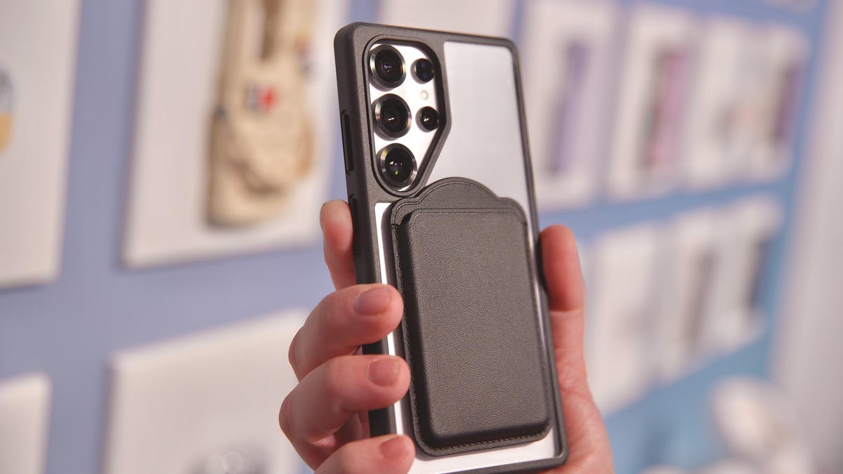 La funda Qi2 Ready del Samsung Galaxy S25 es un pequeño paso hacia la felicidad de los accesorios magnéticos