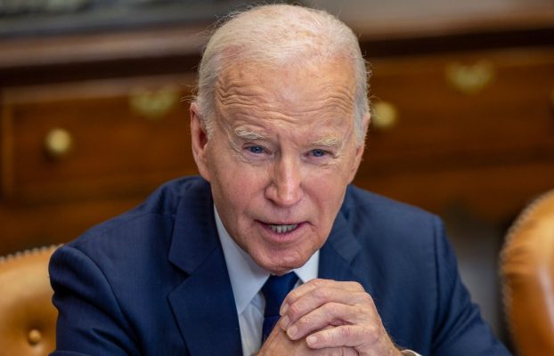 Una nueva orden ejecutiva repleta de Biden aborda la ciberseguridad, la inteligencia artificial y más