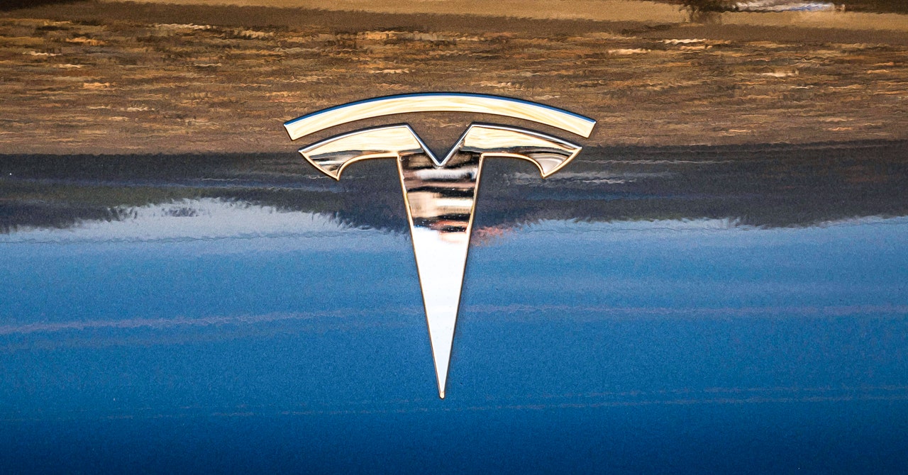 La pelea de vehículos eléctricos se vuelve a California