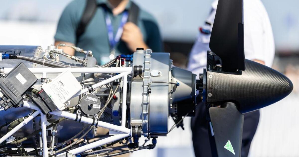 Hidrógeno líquido utilizado para impulsar una turbina para aviación ligera