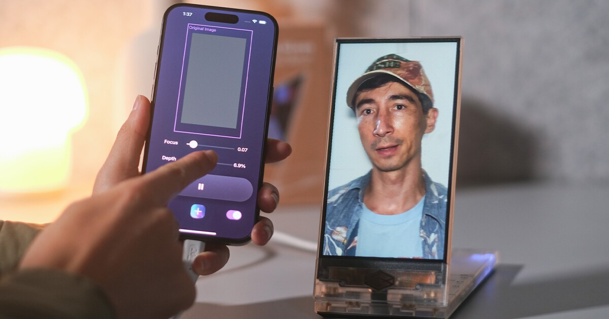 Las pantallas holográficas de aspecto de vidrio ahora ejecutan videos desde su iPhone