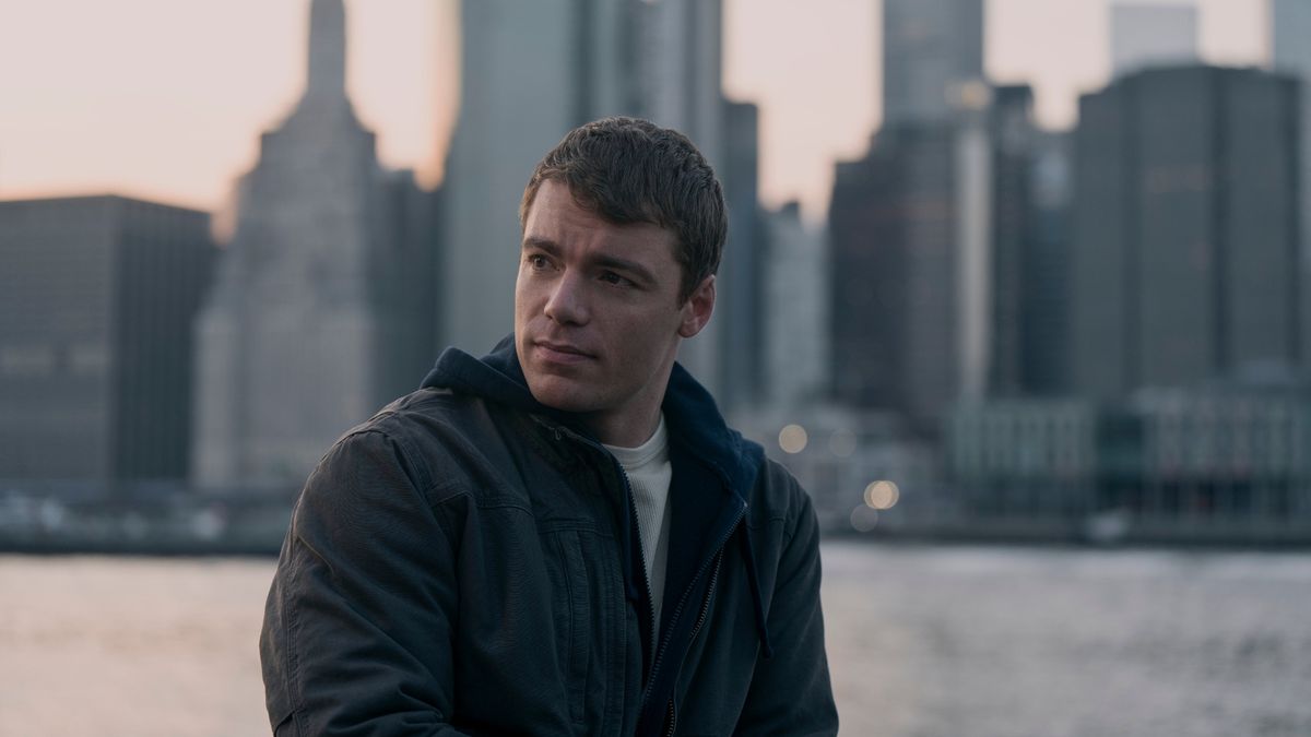 Las estrellas de la temporada 2 de The Night Agent adelantan dónde irá la temporada 3 del exitoso programa de espías de Netflix y deja a Peter en una ‘situación difícil’