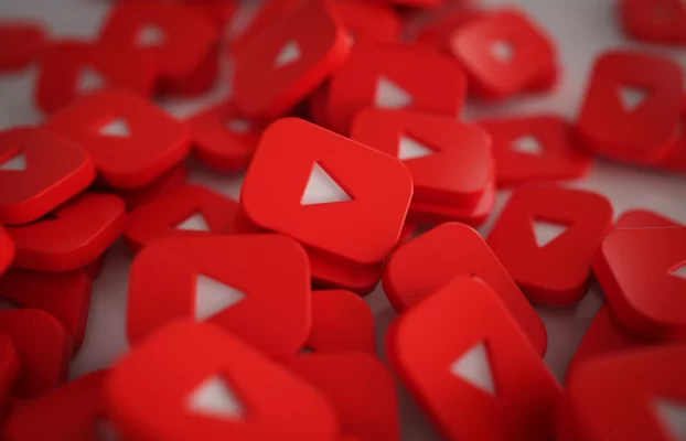 YouTube recorta un récord de $ 10.4 mil millones de anuncios, incluso cuando los usuarios se quejan de una estrategia agresiva