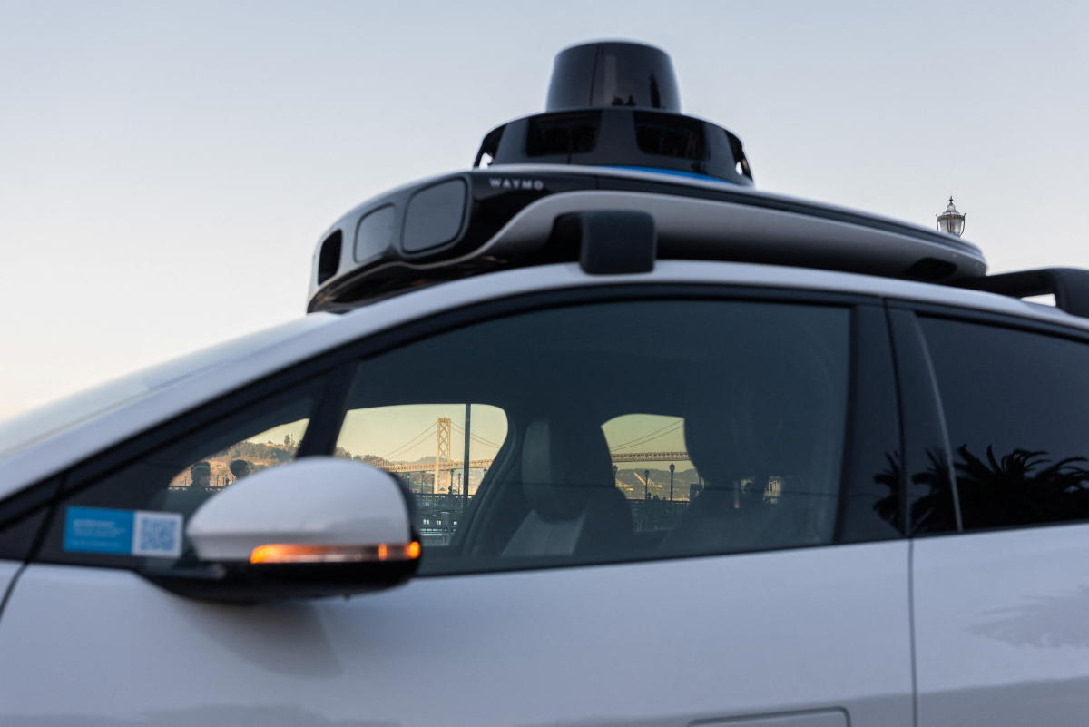 Uber abre la lista de espera para los paseos de Waymo sin conductor en Austin