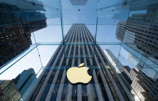 Apple emite parches de emergencia para contener un «ataque extremadamente sofisticado» en individuos específicos