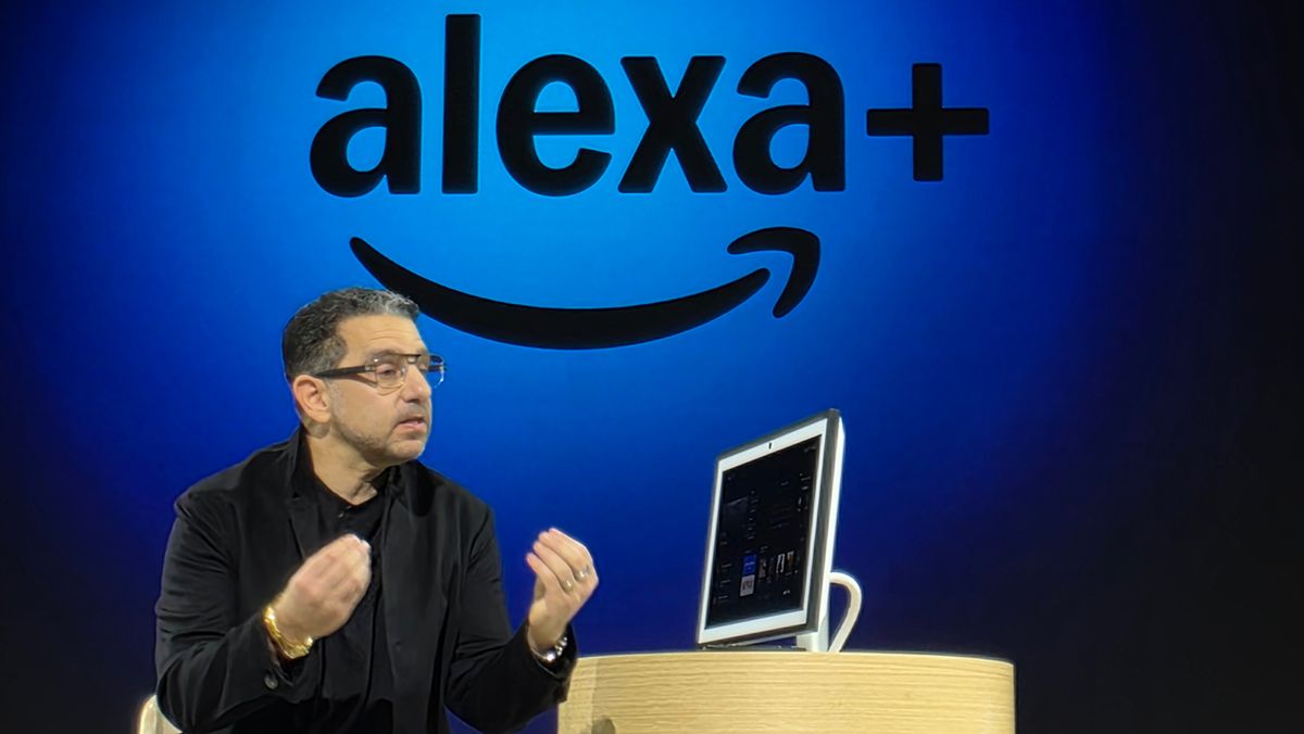 PANOS PANOS de Amazon se burla del futuro Alexa+ Dispositivos de altavoces hasta posibles wearables