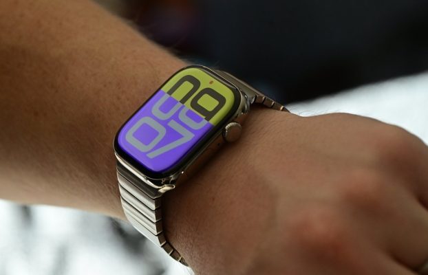 Usar un Apple Watch en tu tobillo es posible, aunque sea poco práctico