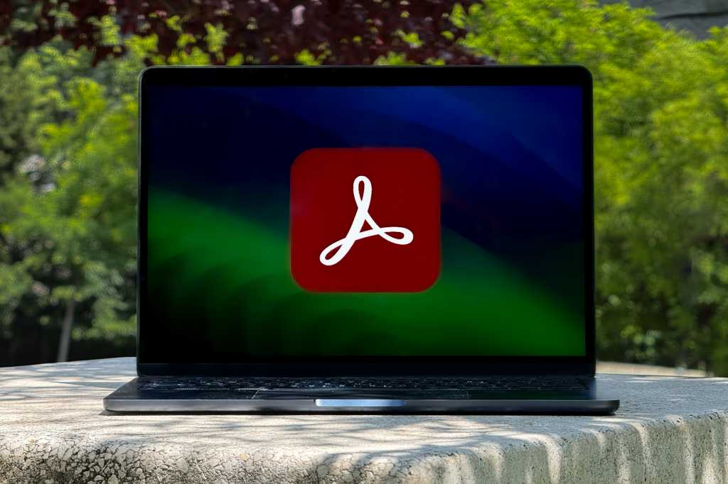 ¿Cansado de leer contratos? La IA de Adobe Acrobat lo hará por ti