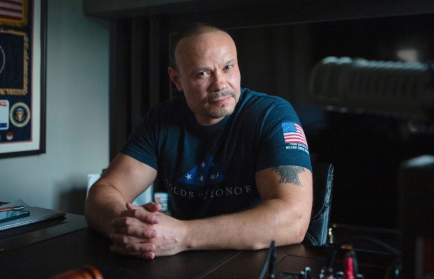 Cómo Dan Bongino fue de Infowars a Director Adjunto del FBI