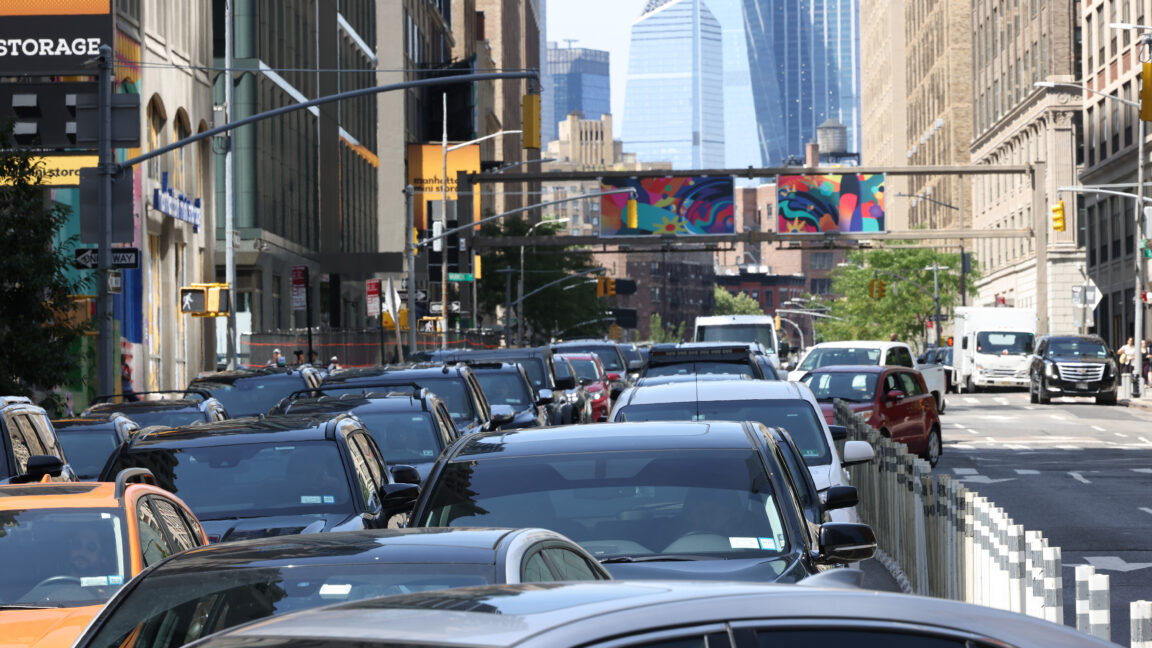 Trump rescinde la aprobación de DOT para el peaje de congestión de Nueva York, condena a la ciudad a la contaminación