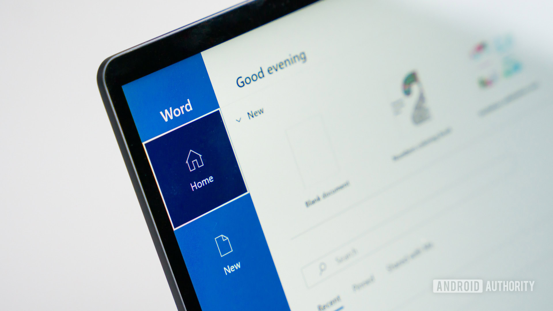 Microsoft dejó caer en secreto una versión gratuita y respaldada por anuncios, pero aún no se acomoda sus esperanzas