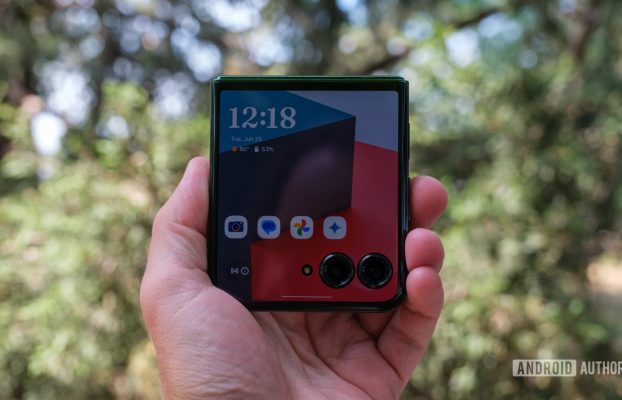 Motorola Razr Plus 2025 Resurfaces en un avatar rojo caliente