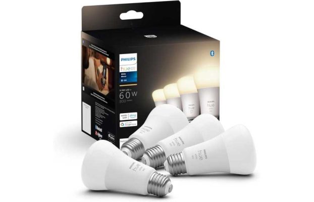 Este paquete LED inteligente Philips Hue está a la venta por $ 9 por bombilla