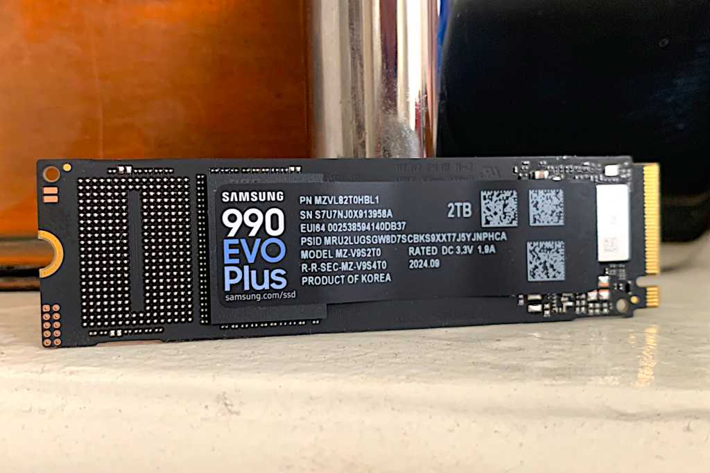 El SSD ultra rápido de 2tb de Samsung acaba de caer a su precio más bajo