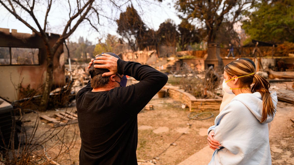 ¿Su seguro de hogar cubre la destrucción de incendios forestales?