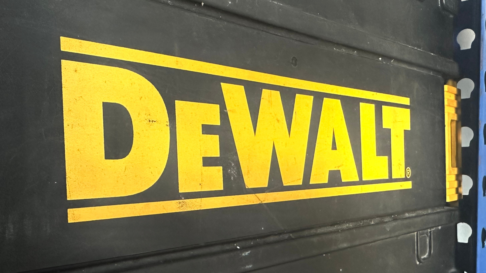 Las 5 cajas de herramientas de Dewalt con la mayor cantidad de almacenamiento