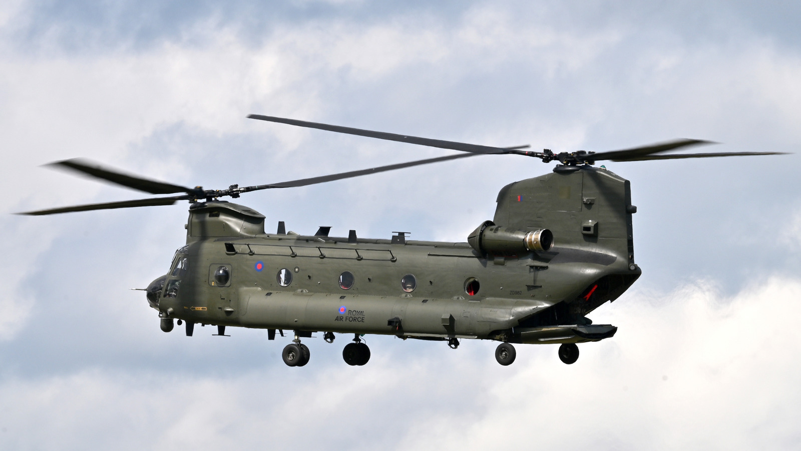5 de los helicópteros militares más rápidos, clasificados por la velocidad máxima