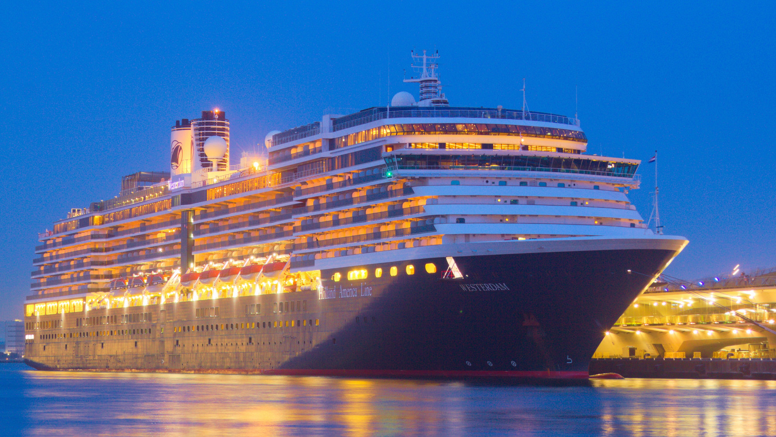 El comercial del Super Bowl de Holland America era casi toda IA, y se nota