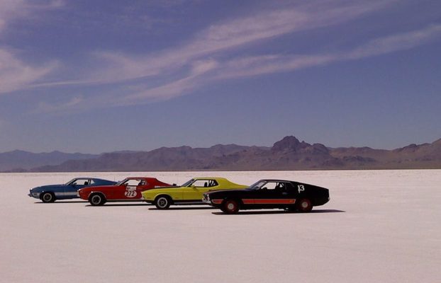 El Bonneville Salt Flats es la carrera más loca de la que nunca hayas oído hablar