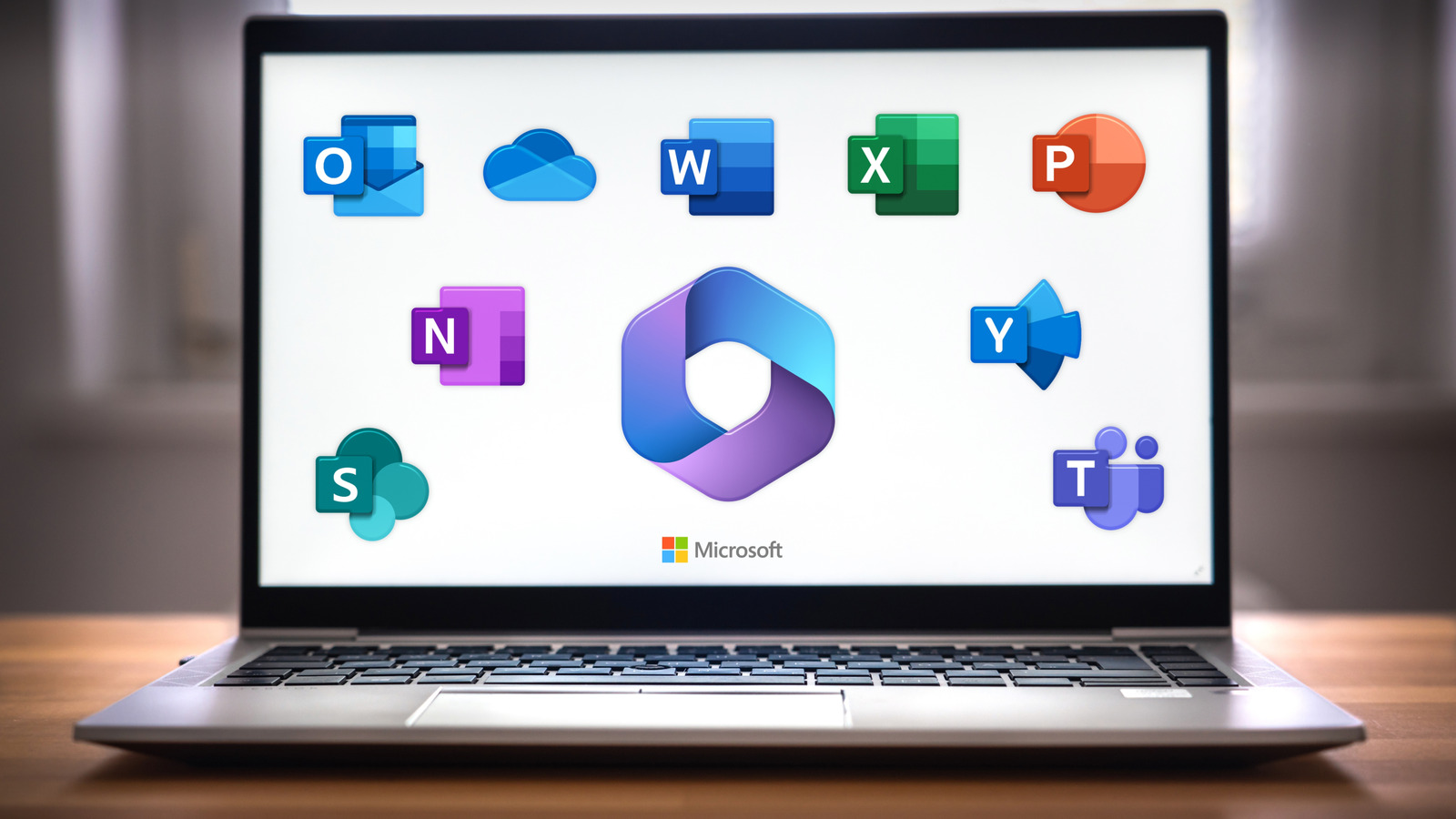 Aplicaciones de oficina gratuitas de Microsoft Pilots, pero ¿valdrá la pena los anuncios molestos?