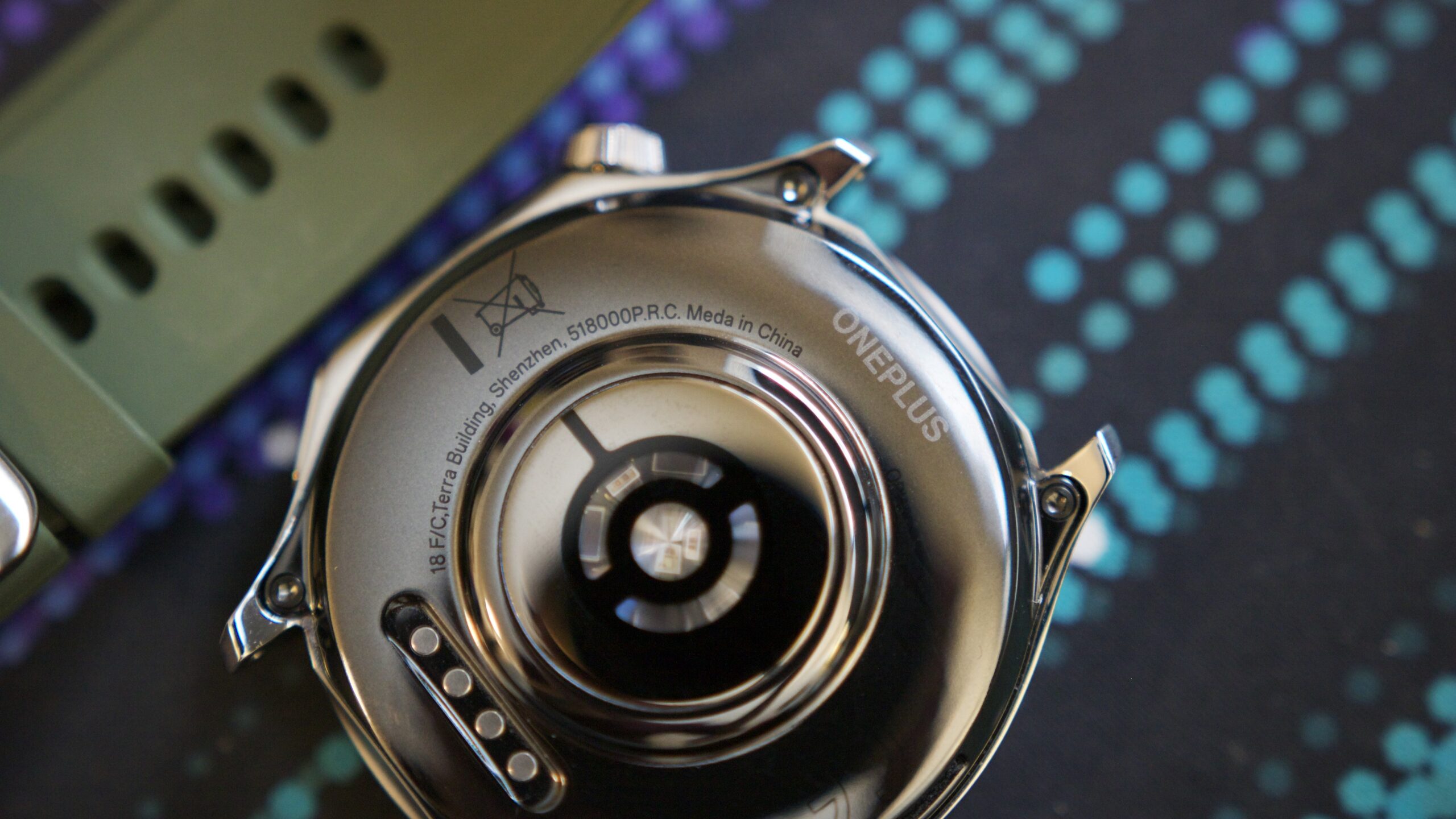 OnePlus Watch 3s con el error tipográfico ‘Meda’ son ediciones limitadas, OnePlus bromas